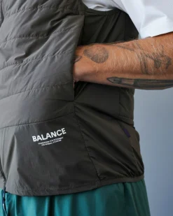 Pas Normal Studios Balance Insulated Vest — Dusty Brown^Women Gym & Training|Gym & Training