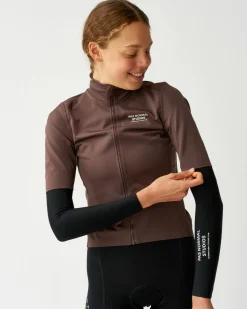 Pas Normal Studios Logo Arm Warmers — Black^Women Arm & Leg Warmers|Arm & Leg Warmers