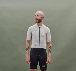 Pas Normal Studios Men's Escapism Light Jersey — Sand^ Jerseys