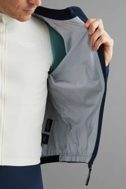 Pas Normal Studios Men's Mechanism Pertex Rain Jacket — Navy^ Jackets & Gilets