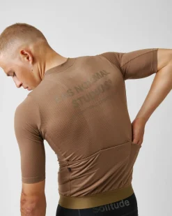 Pas Normal Studios Men's Solitude Mesh Jersey — Brown^ Jerseys
