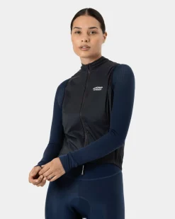 Pas Normal Studios Women's Essential Insulated Gilet — Black^Women Jackets & Gilets