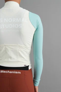 Pas Normal Studios Women's Mechanism Long Sleeve Jersey — Off-White / Light Teal^Women Jerseys
