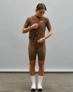 Pas Normal Studios Women's Mechanism Stow Away Gilet — Bronze^Women Jackets & Gilets